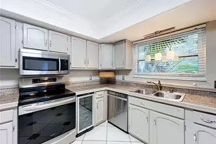 814 Laurel Ave, Orlando, FL 32803 - Photo 9
