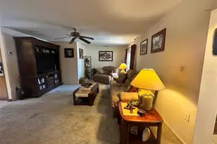 5626 Stull Ave, Orlando, FL 32810 - Photo 9