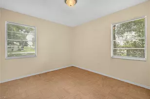 3855 Hill N Dale Pl, Lakeland, FL 33812 - Photo 13