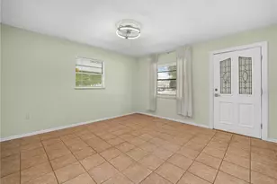 3855 Hill N Dale Pl, Lakeland, FL 33812 - Photo 5