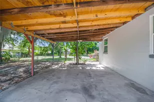 922 Bates Ave, Eustis, FL 32726 - Photo 33