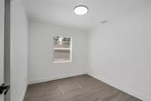 922 Bates Ave, Eustis, FL 32726 - Photo 13