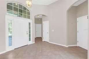 3865 Winding Lake Cir, Orlando, FL 32835 - Photo 5