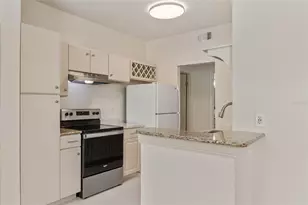 2558 Robert Trent Jones Dr, Orlando, FL 32835 - Photo 11