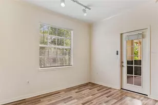 2558 Robert Trent Jones Dr, Orlando, FL 32835 - Photo 9
