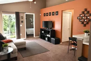 1025 Bartlett Ct, Oviedo, FL 32765 - Photo 3