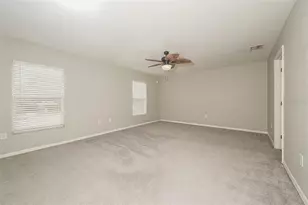 8870 Pebblebrooke Dr, Lakeland, FL 33810 - Photo 9