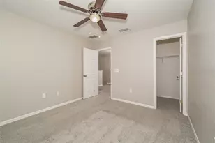 8870 Pebblebrooke Dr, Lakeland, FL 33810 - Photo 17