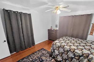 32805 Lake Eustis Dr, Tavares, FL 32778 - Photo 15