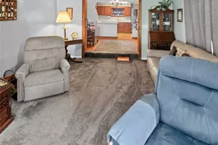 32805 Lake Eustis Dr, Tavares, FL 32778 - Photo 5
