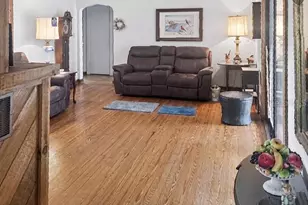 32805 Lake Eustis Dr, Tavares, FL 32778 - Photo 9