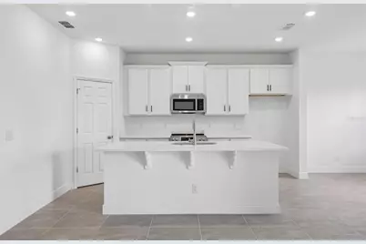 7272 Rolling Leaf Road, Groveland, FL 34736 - Photo 5