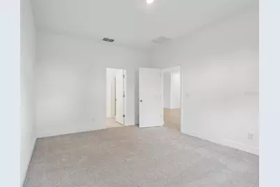 7272 Rolling Leaf Road, Groveland, FL 34736 - Photo 11