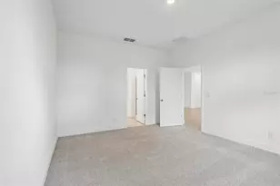 7272 Rolling Leaf Rd, Groveland, FL 34736 - Photo 11