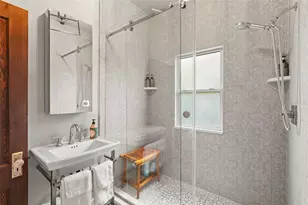 900 E Pine St, Orlando, FL 32801 - Photo 17