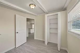 1000 Emeralda Rd, Orlando, FL 32808 - Photo 27