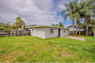 28042 Lois Drive, Tavares, FL 32778 - Photo 39