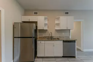 1007 Emeralda Rd, Orlando, FL 32808 - Photo 11