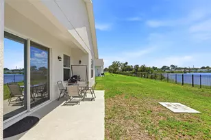 802 Reflection Lk Dr, Orlando, FL 32807 - Photo 29