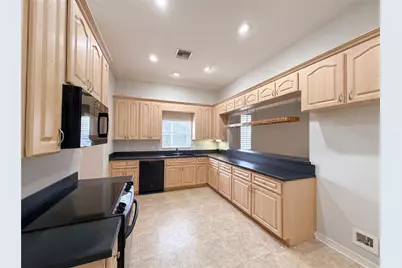 376 Travelers Drive, Polk City, FL 33868 - Photo 7