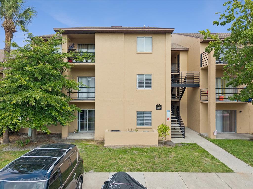 5226 Via Hacienda Cir #A115 - 5226 Via Hacienda Cir #A115, Orlando, FL 32839 Luxury Property | Jose Angel Pina