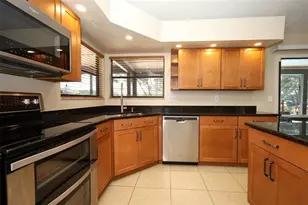9113 Waywood Ct, Orlando, FL 32825 - Photo 15
