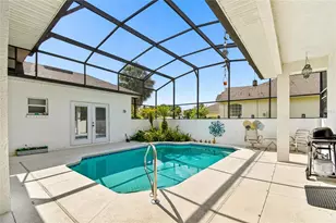 5636 Freeport Dr, Tavares, FL 32778 - Photo 5