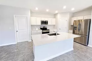 5632 Loggia Ln, Kissimmee, FL 34758 - Photo 5