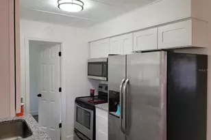 909 W Circle St, Avon Park, FL 33825 - Photo 5