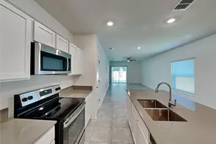 4273 Babbling Brook Wy, Kissimmee, FL 34746 - Photo 5