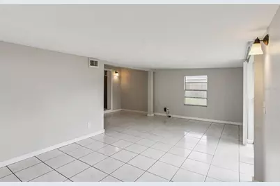 712 Clayton Street, Brandon, FL 33511 - Photo 7