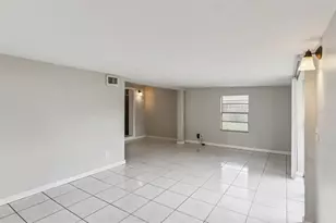712 Clayton St, Brandon, FL 33511 - Photo 7