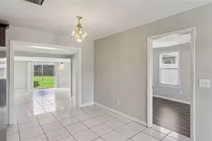 712 Clayton St, Brandon, FL 33511 - Photo 9