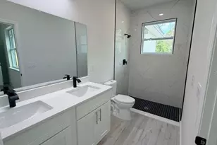 1217 E Price Blvd, North Port, FL 34288 - Photo 7