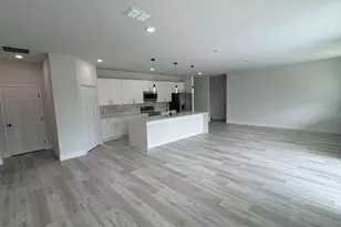 1217 E Price Blvd, North Port, FL 34288 - Photo 5