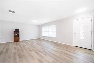 8448 Mattituck Cir, Orlando, FL 32829 - Photo 5