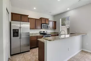 10769 Savannah Landing Cir, Orlando, FL 32832 - Photo 9