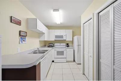 2788 Club Cortile Circle #A, Kissimmee, FL 34746 - Photo 5