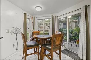 4690 Sussex Terrace, Orlando, FL 32811 - Photo 5