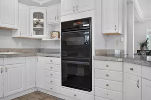3701 Virginia Dr, Orlando, FL 32803 - Photo 15