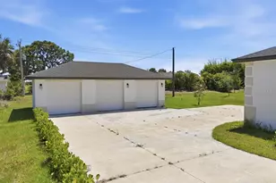 195 Rotonda Blvd W, Rotonda West, FL 33947 - Photo 17