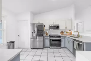 2704 Libbys Ln, Ocoee, FL 34761 - Photo 15