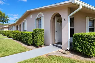 2784 Dudley Dr E, West Palm Beach, FL 33415 - Photo 3