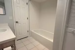 1207 Almond Tree Ct, Orlando, FL 32835 - Photo 29