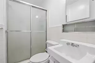 106 N Kentucky Ave, Deland, FL 32724 - Photo 25