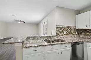 449 Danube Dr, Kissimmee, FL 34759 - Photo 9