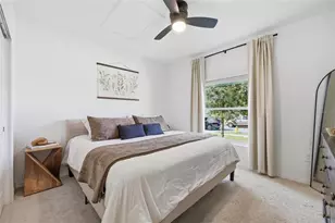 1017 Calico Pointe Cir, Groveland, FL 34736 - Photo 21