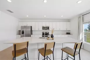 1017 Calico Pointe Cir, Groveland, FL 34736 - Photo 15
