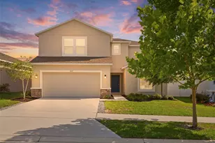 1017 Calico Pointe Cir, Groveland, FL 34736 - Photo 9