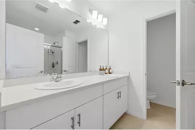 1017 Calico Pointe Circle, Groveland, FL 34736 - Photo 11